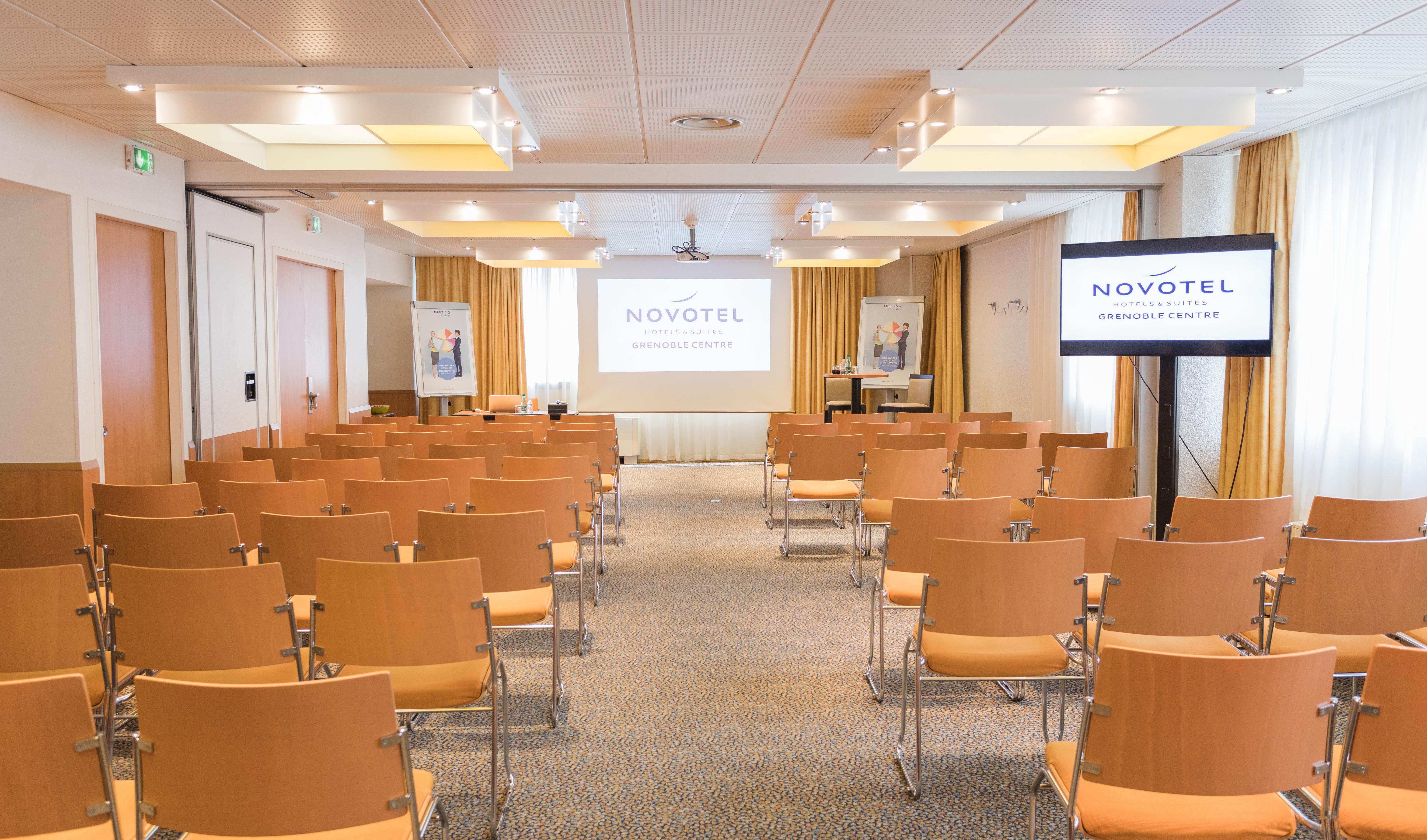 Novotel Grenoble Centre Экстерьер фото