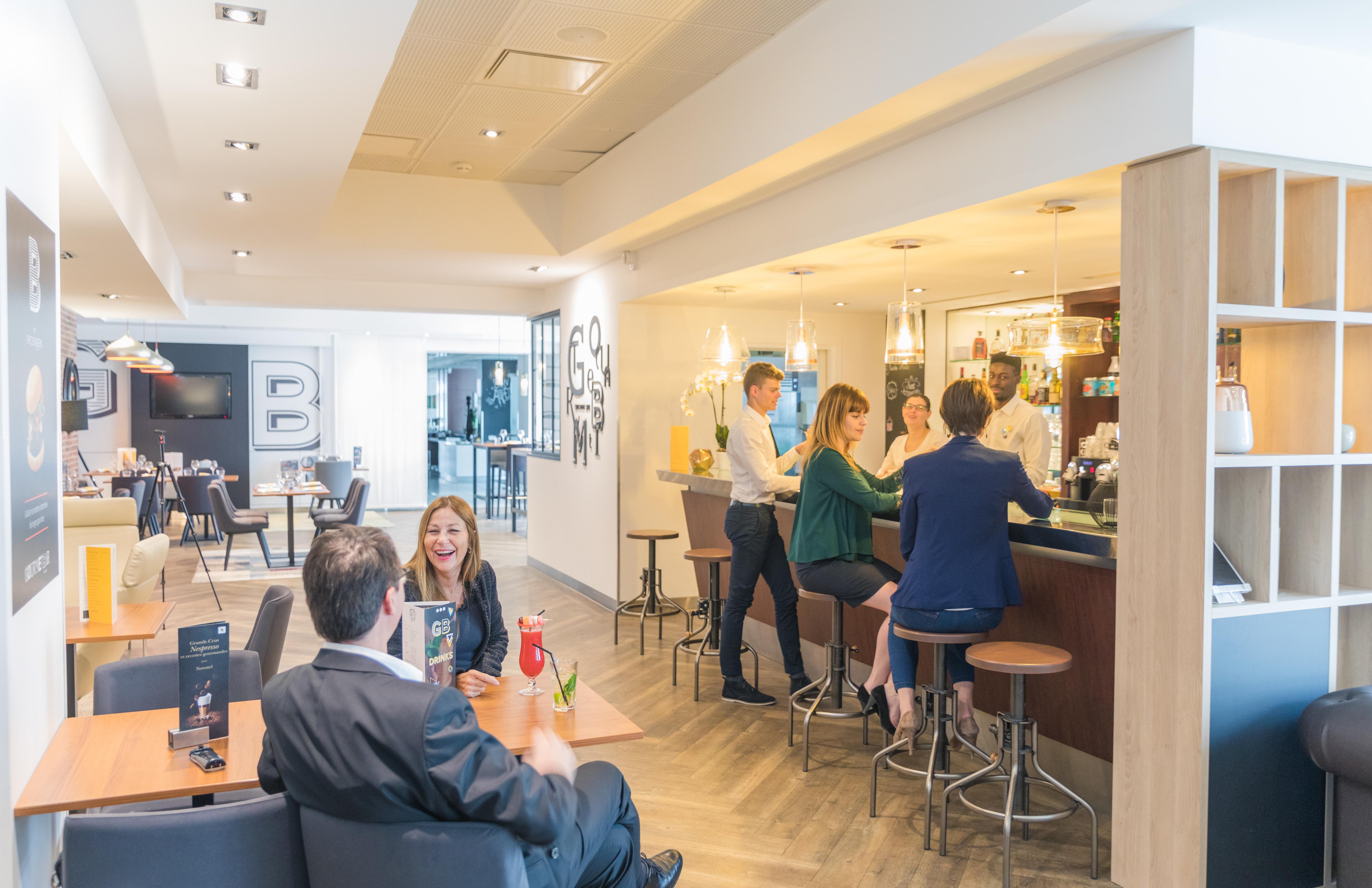 Novotel Grenoble Centre Экстерьер фото