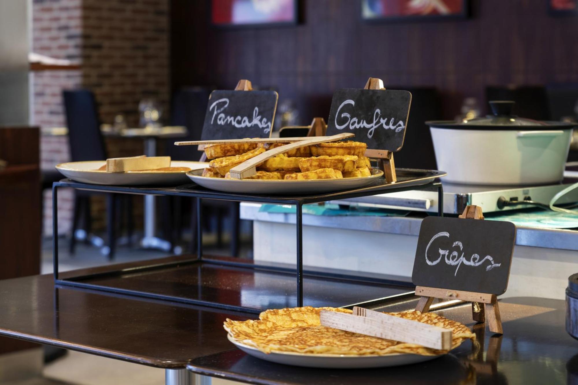 Novotel Grenoble Centre Экстерьер фото